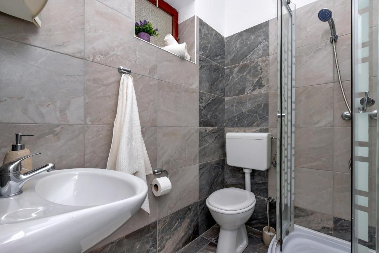 Apartman Koky Макарська Екстер'єр фото
